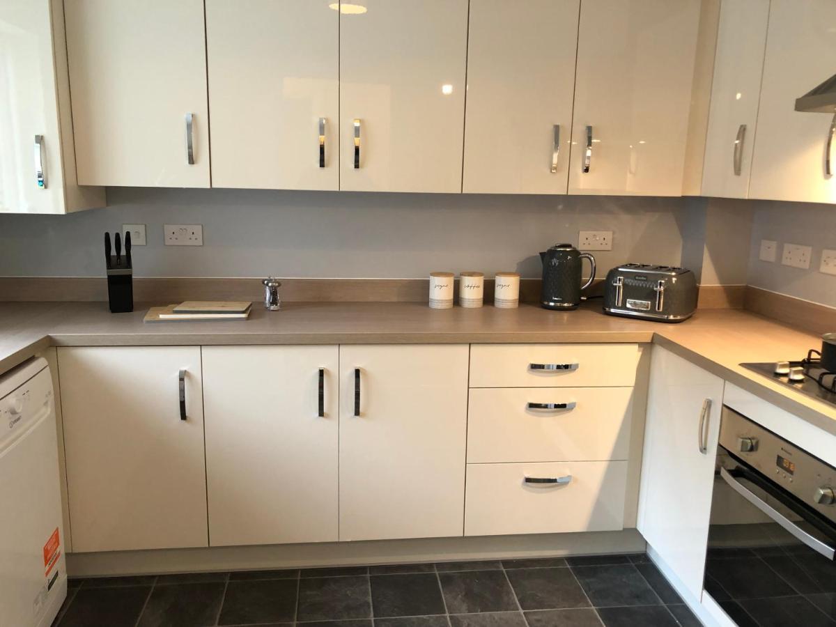 Hill House - 5 Mins Merry Hill - Perfect For Contractors & Families 브라이얼리 힐 외부 사진